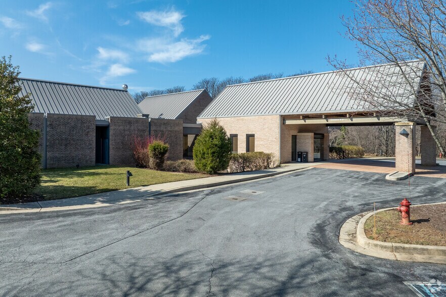 Primary Photo Of 576 Johnsville Rd, Eldersburg Office For Sale