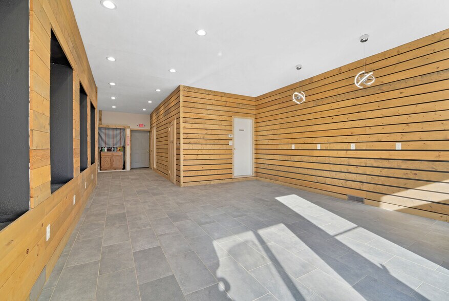 More Photos Of 127 W Main St, Omro Storefront Retail Office For Sale