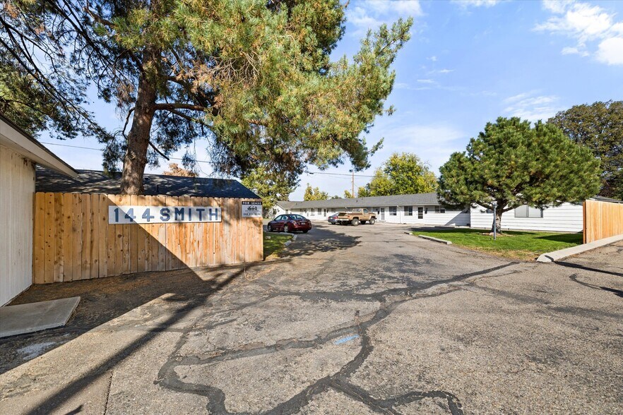 More Photos Of , Nampa Multifamily For Sale