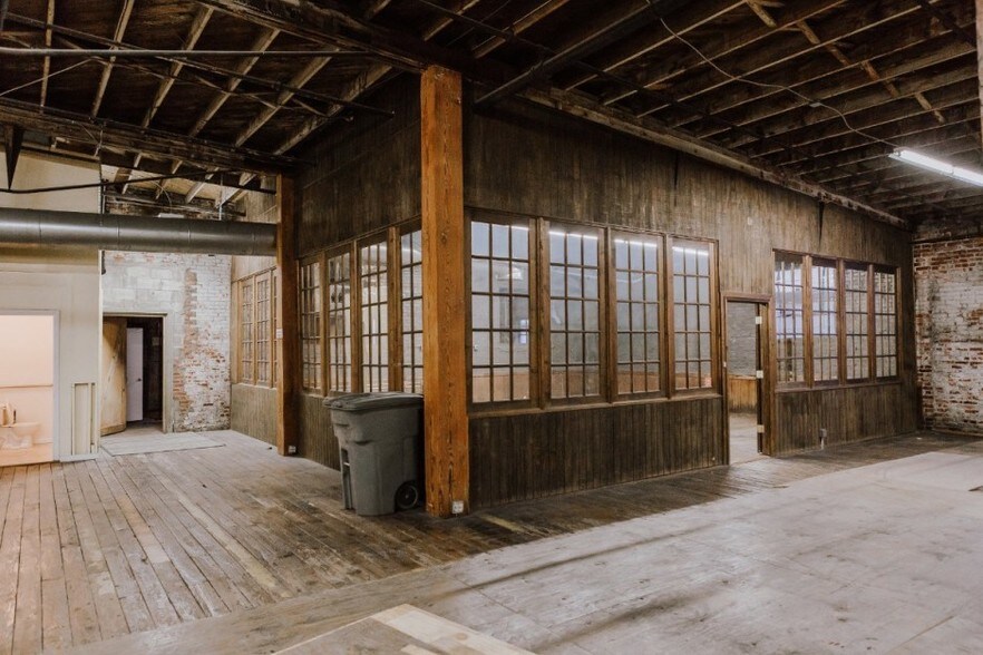 More Photos Of 1201 4th Ave S, Nashville Office For Lease