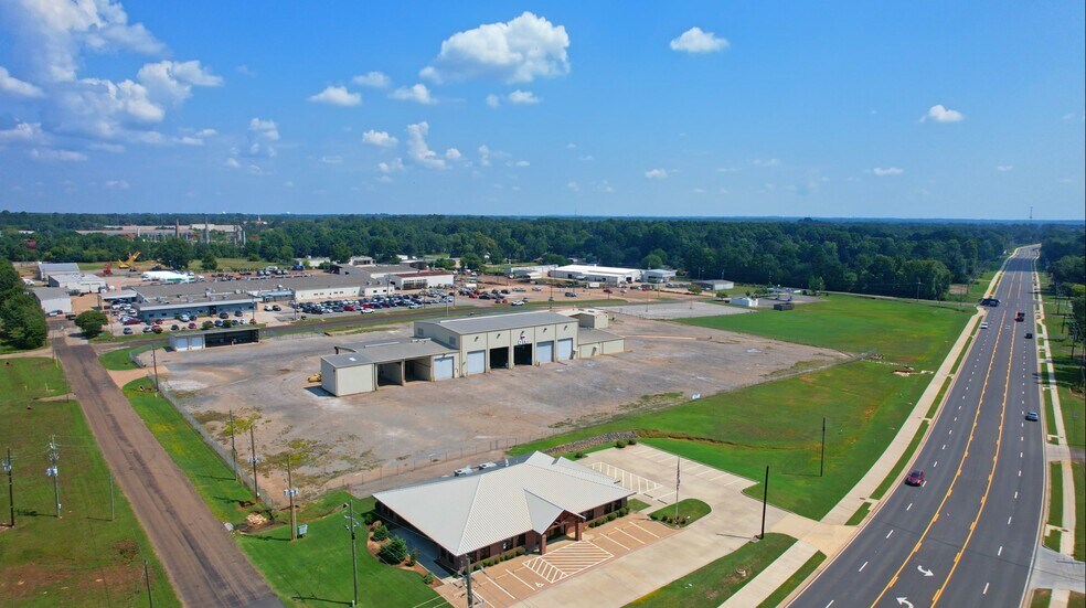 Primary Photo Of 851 W Harrison Rd, Longview Service For Sale