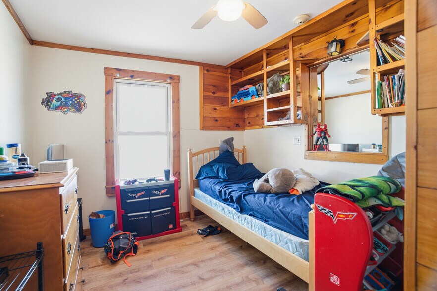 More Photos Of 130 Water St, Warren Apartments For Sale