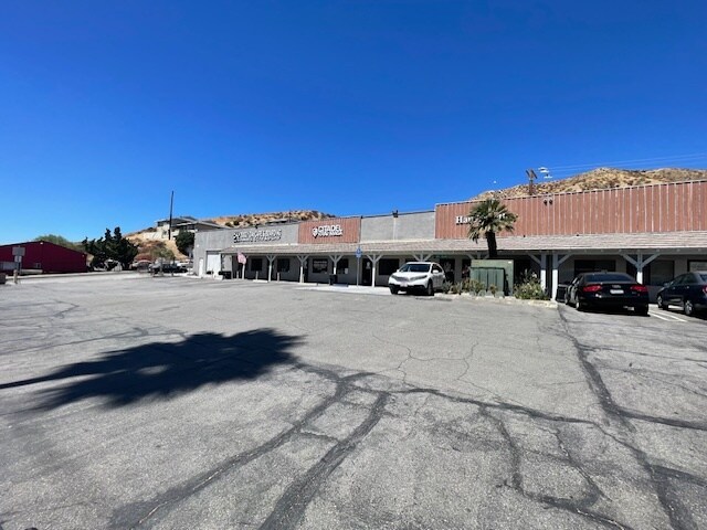 More Photos Of 17733-17755 Sierra Hwy, Santa Clarita Storefront Retail Office For Lease