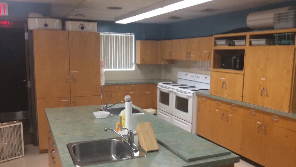 More Photos Of 738 2nd St, Estevan Religious Facility For Sale