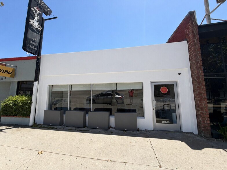 Primary Photo Of 11822-11824 W Pico Blvd, Los Angeles Storefront For Sale