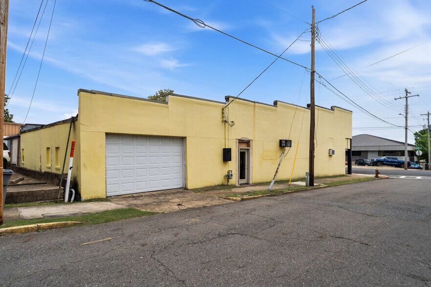 More Photos Of 540 Ouachita Ave, Hot Springs Storefront For Sale