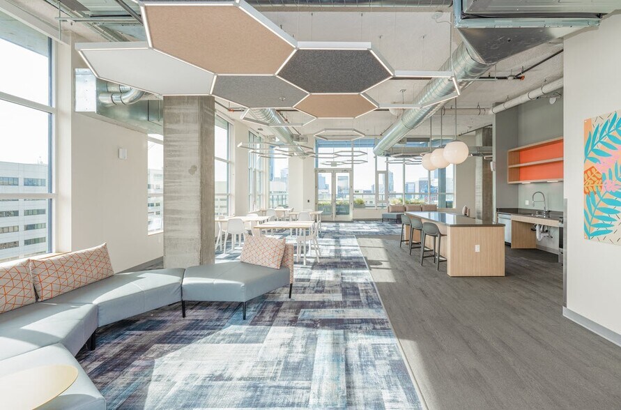 More Photos Of 1400 Madison St, Seattle Apartments For Lease