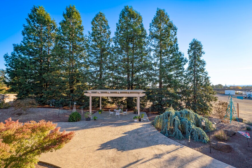 More Photos Of 2208 Olivet Rd, Santa Rosa Industrial For Sale