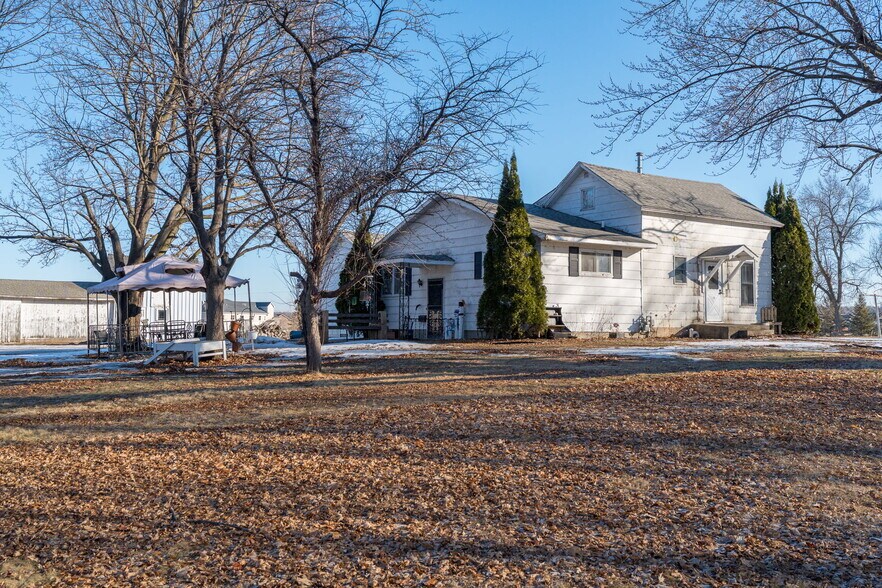 More Photos Of 200 E North St, Janesville Land For Sale