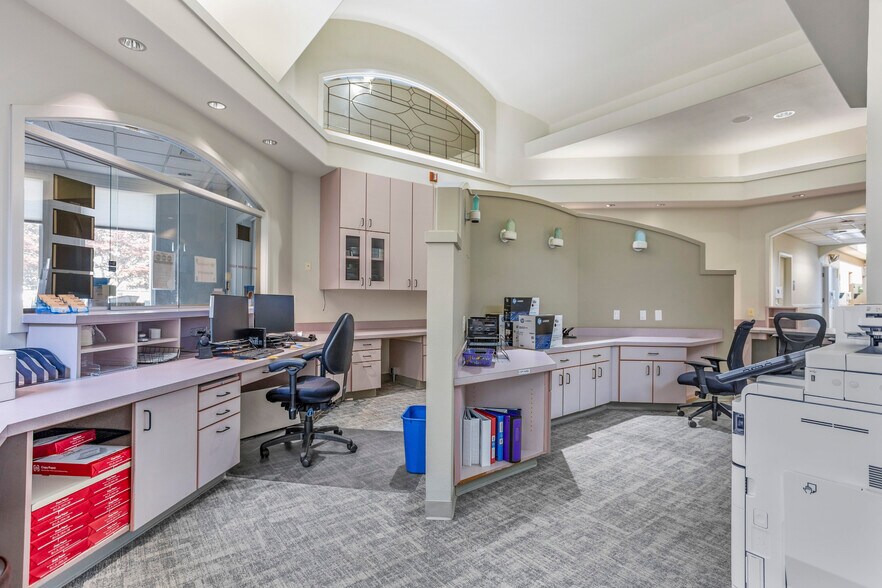 More Photos Of 911 S Washington St, Kennewick Medical For Lease