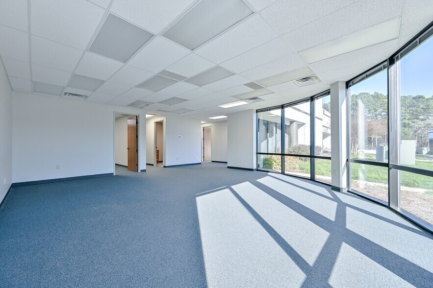 More Photos Of 3100 Breckinridge Blvd, Duluth Unknown For Lease