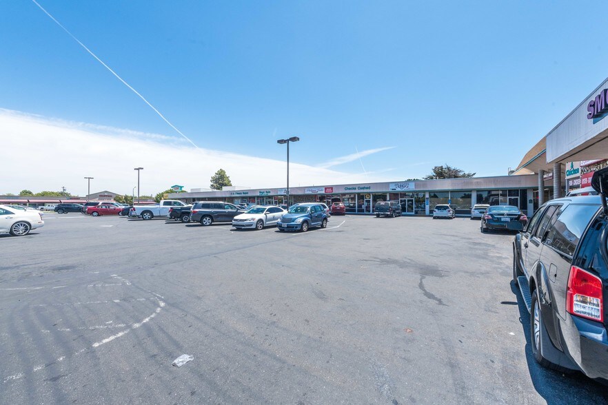 More Photos Of 1767-1799 N Texas St, Fairfield Freestanding For Sale