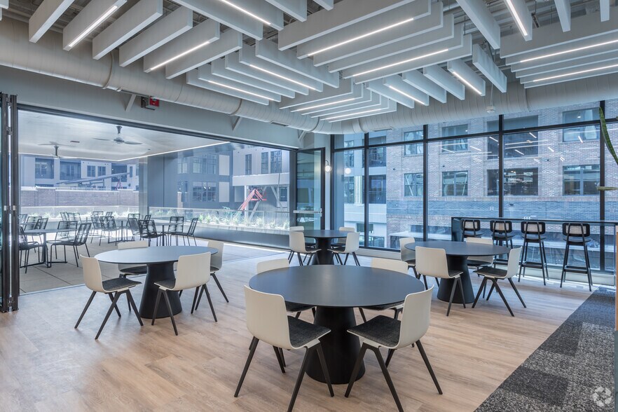 Photo of 9th Floor Ste 900