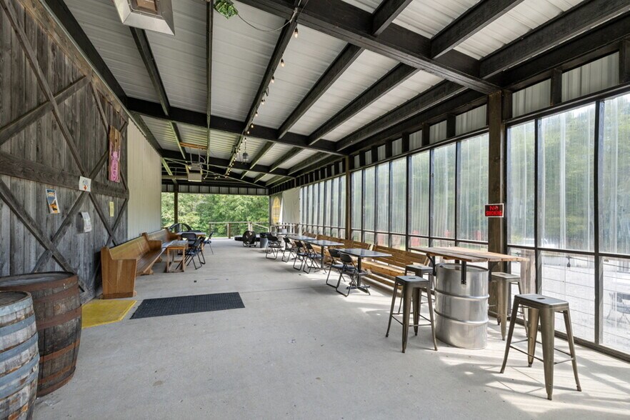 More Photos Of 2965 Tennessee 28, Jamestown Winery Vineyard For Sale