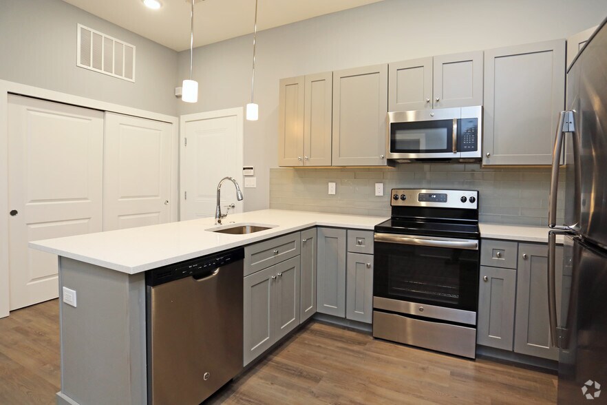 More Photos Of 3925 Haverford Ave, Philadelphia Apartments For Sale