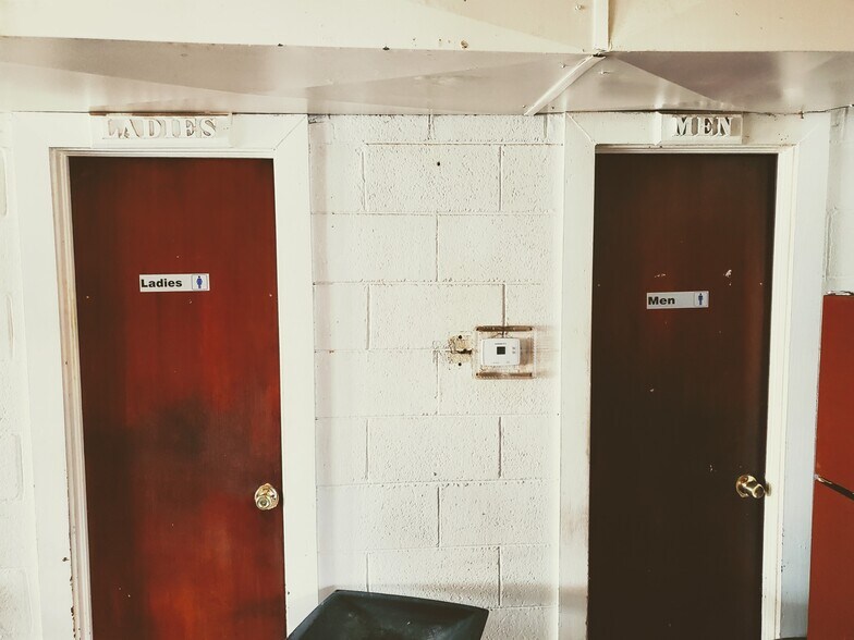 More Photos Of 113 Hopewell St, Hopewell Restaurant For Lease