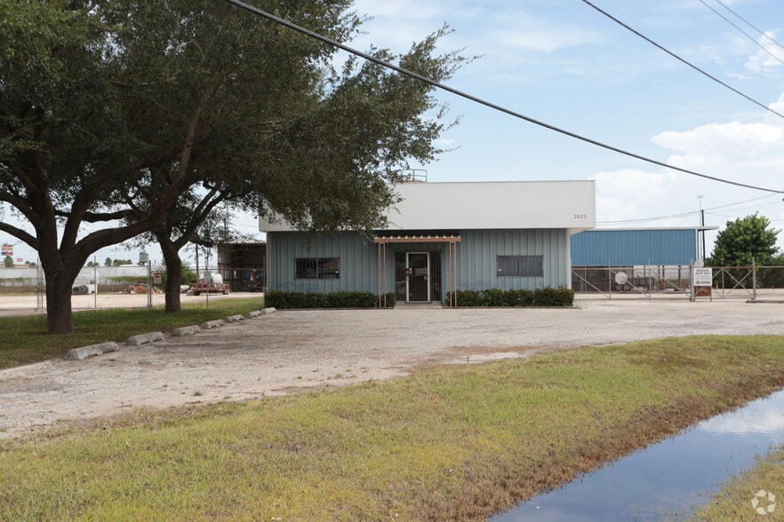 Primary Photo Of 2625 W Spur 54, Harlingen Storefront Retail Office For Sale
