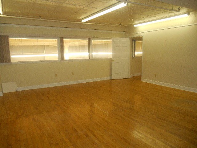 More Photos Of 328 Neville St, Beckley Office For Lease