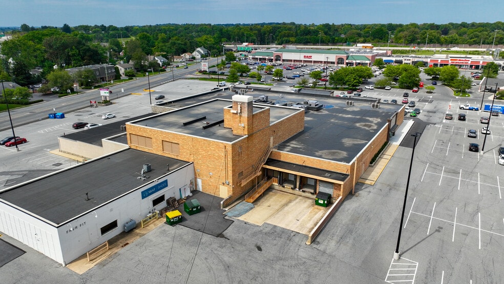 More Photos Of 1515 Lititz Pike, Lancaster Storefront For Lease