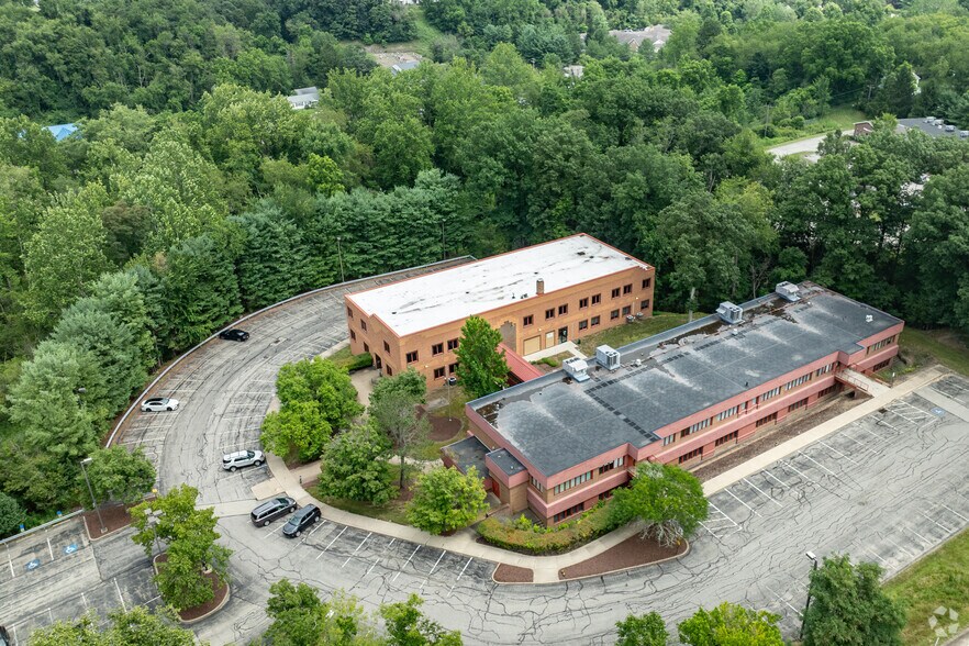 More Photos Of 5101 Triangle Ln, Murrysville Office For Lease