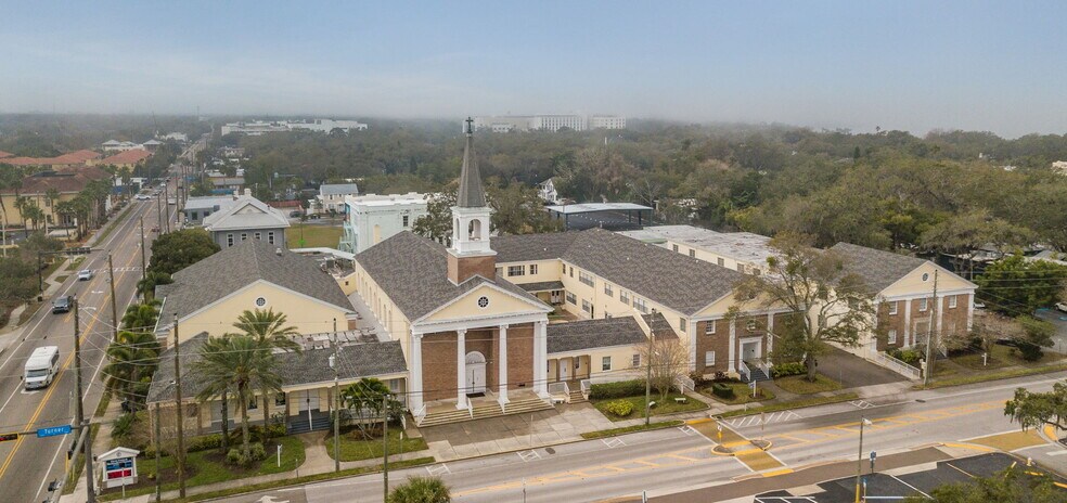 More Photos Of 411 Turner St, Clearwater Religious Facility For Lease