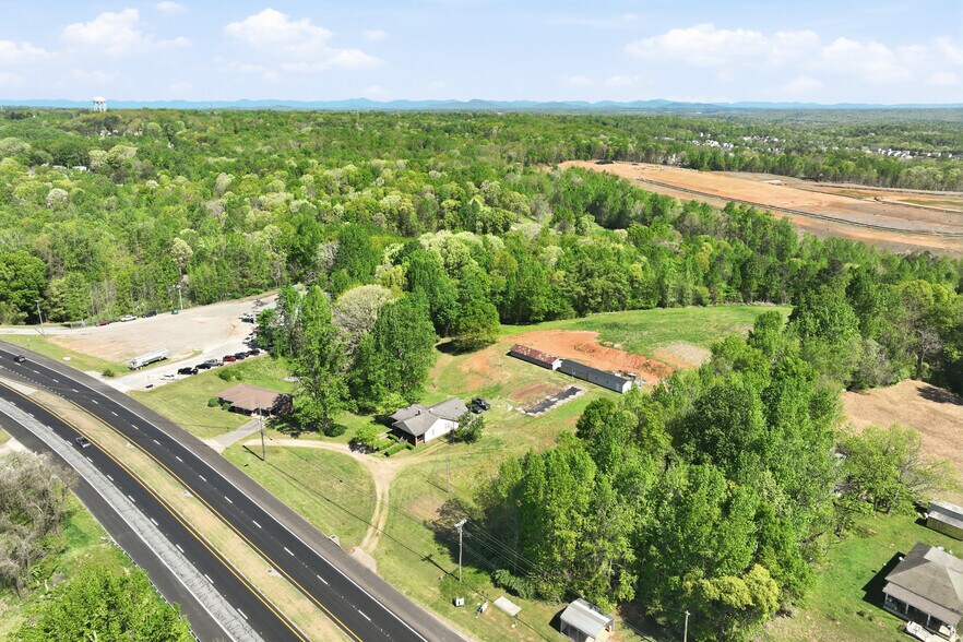 More Photos Of 2475 Athens Hwy, Gainesville Land For Sale