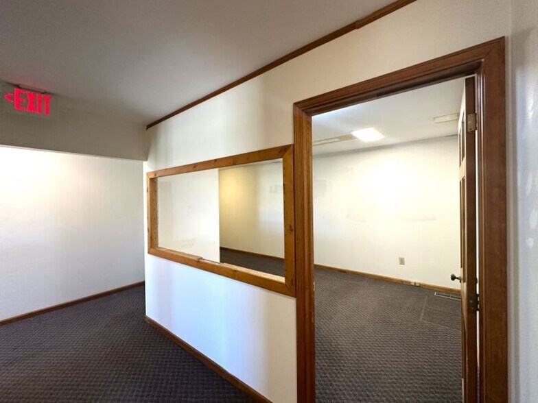 More Photos Of 510 W Main St, Fairborn Office For Sale