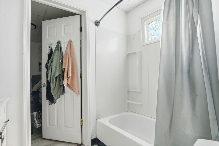 More Photos Of 7 Tremont Ave, Binghamton Apartments For Sale