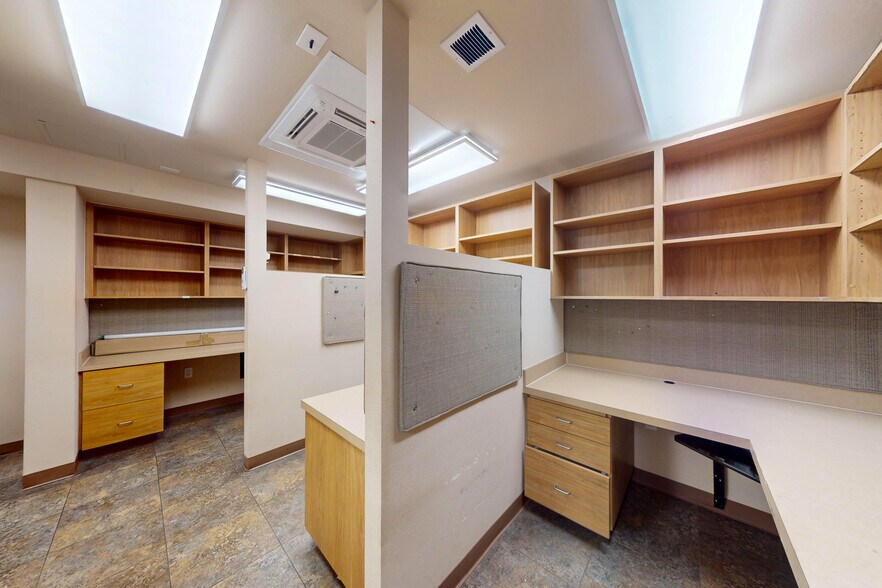 More Photos Of 3610 Ensign Rd NE, Olympia Medical For Sale