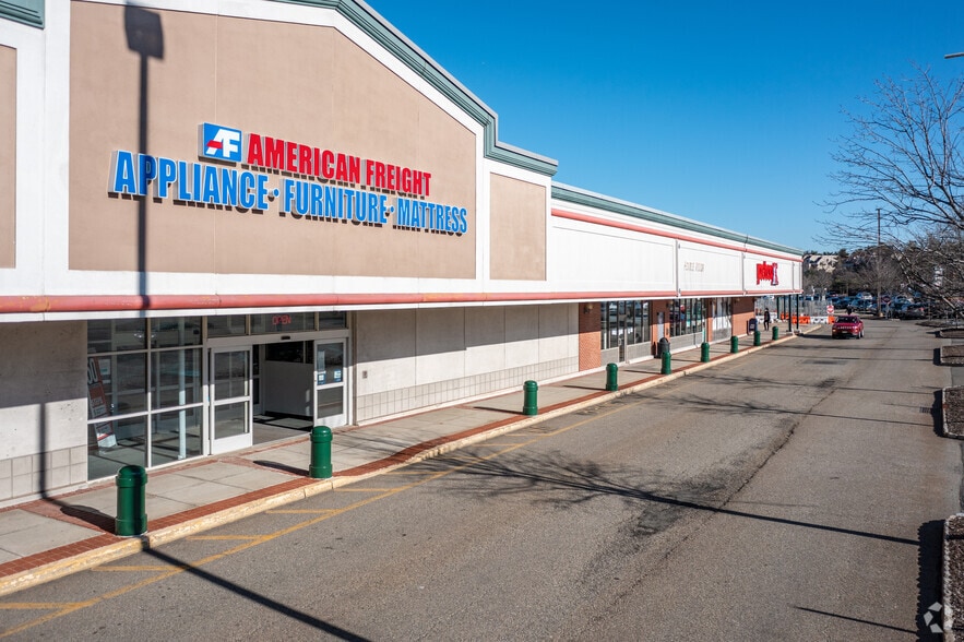 More Photos Of 495 Prospect Ave, West Orange Unknown For Lease