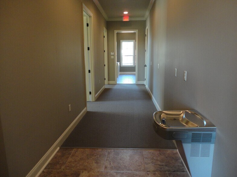 More Photos Of 4021 W.E. Heck Ct, Baton Rouge Office For Lease