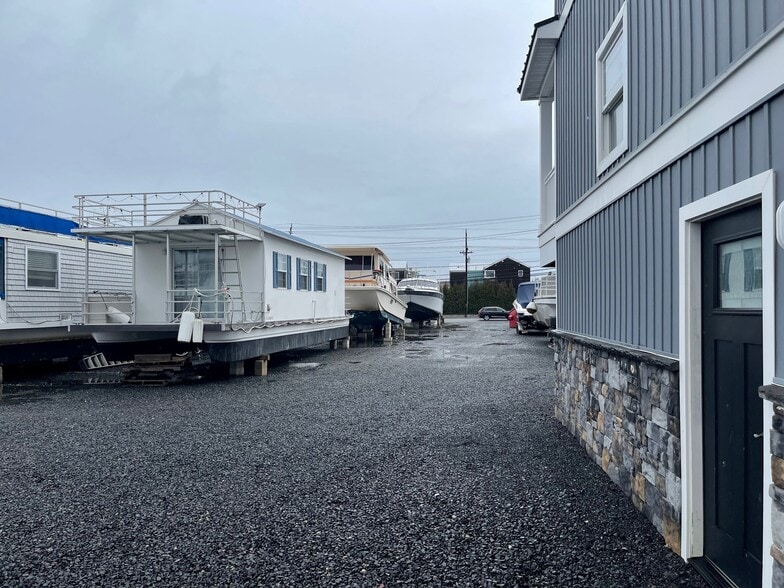 More Photos Of 3110 Long Beach Blvd, Long Beach Township Marina For Sale