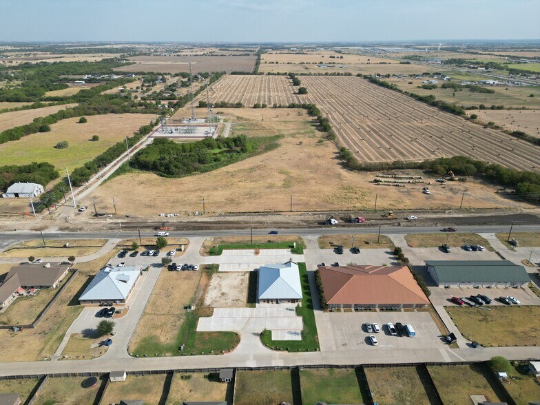 More Photos Of 1660 W Chapman Dr, Sanger Medical For Lease