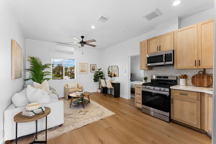 More Photos Of 4286 Samoset Ave, San Diego Multifamily For Sale