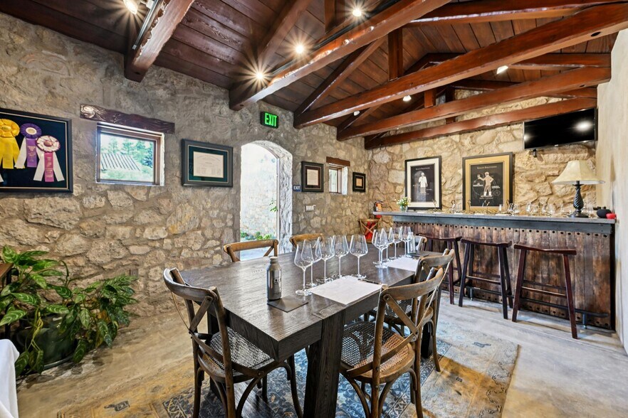 More Photos Of 1096 Hardman Ave, Napa Winery Vineyard For Sale