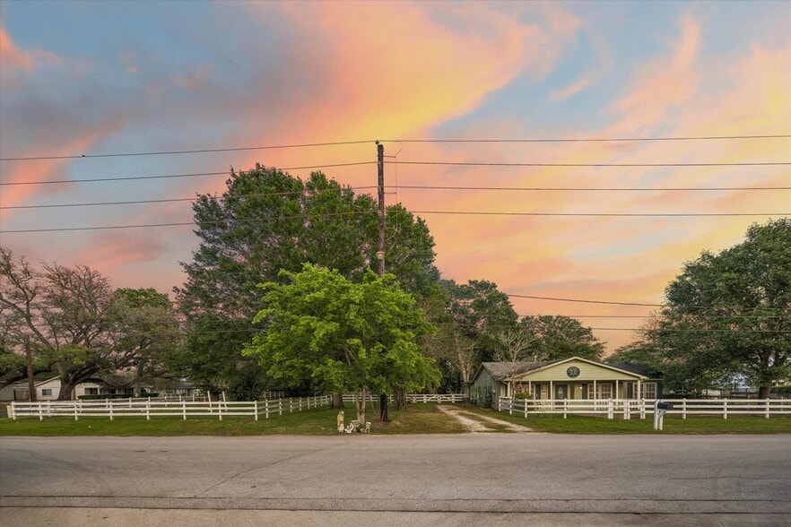 Primary Photo Of 30315 2nd St., Fulshear Land For Sale