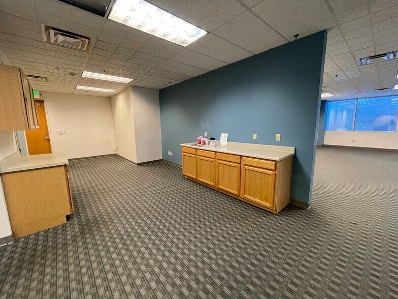 More Photos Of 639 Isbell Rd, Reno Office For Lease