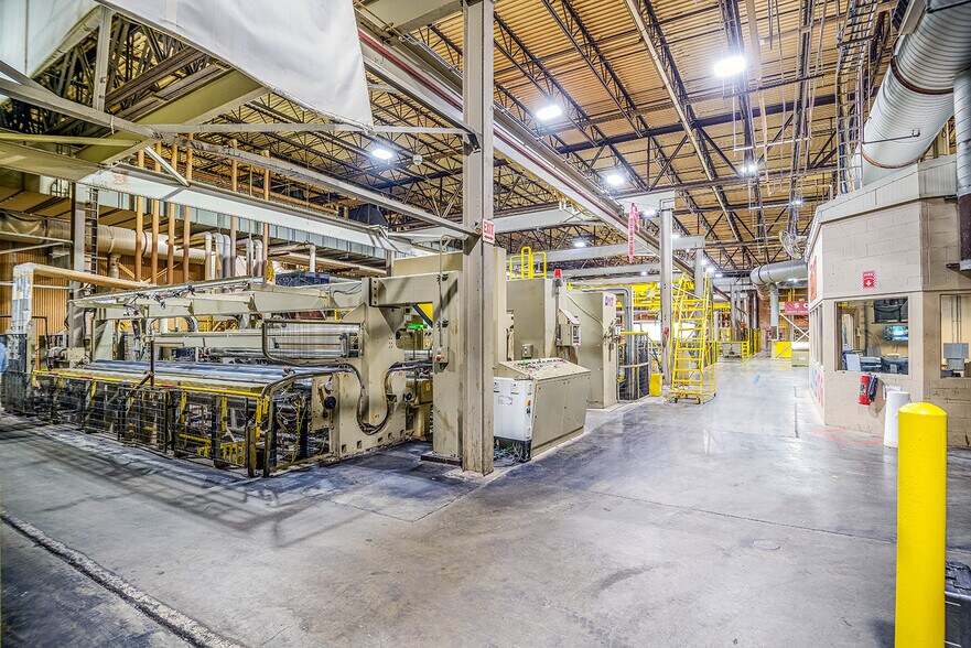 More Photos Of 41501 Wolverine Rd, Shawnee Manufacturing For Sale