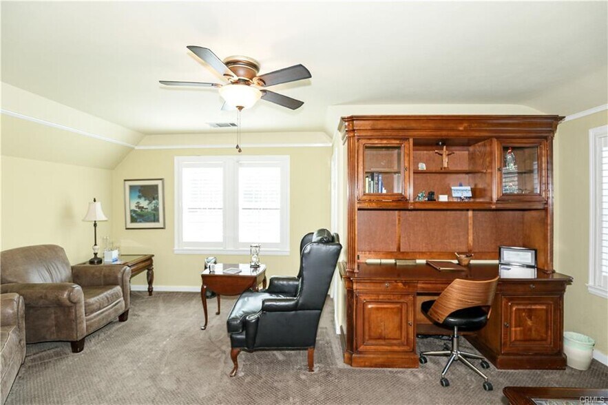 More Photos Of 414 W 21st St, Merced Office Residential For Sale