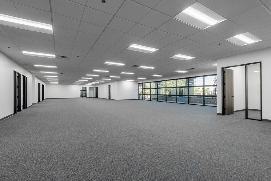More Photos Of 4024 Rock Quarry Rd, Dallas Warehouse For Lease