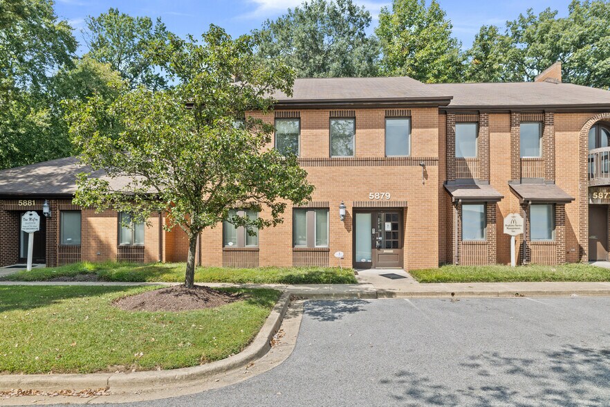 More Photos Of 5875-5881 Allentown Rd, Suitland Office For Sale
