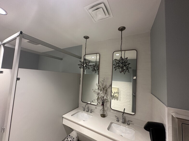 More Photos Of 116 Kenny Blvd, Haines City Loft Creative Space For Sale