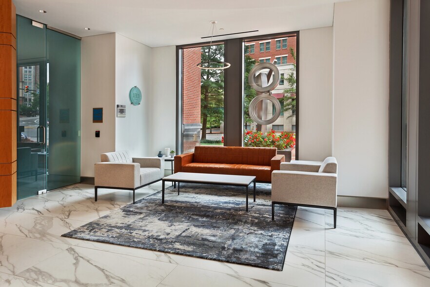 More Photos Of 2318 Mill Rd, Alexandria Office For Lease