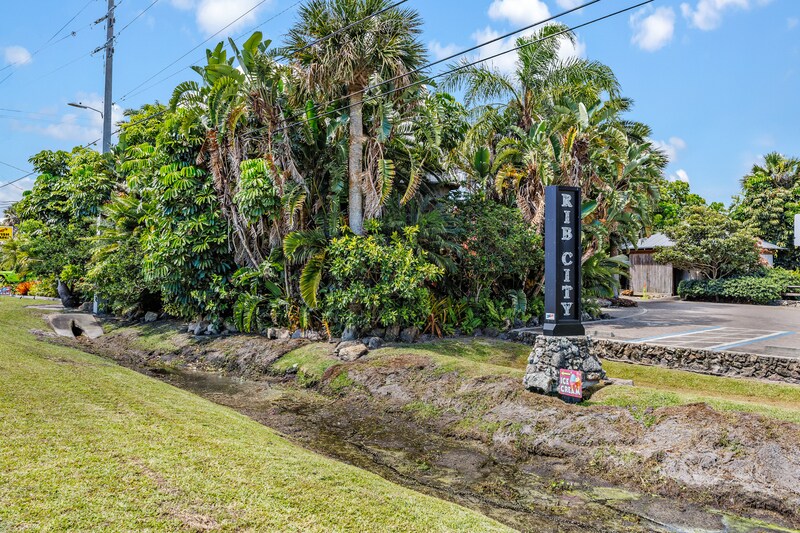 More Photos Of 5390 US 1, Grant-Valkaria Lodge Meeting Hall For Sale