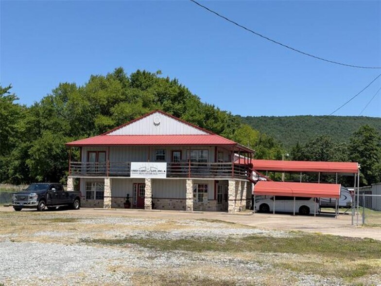 More Photos Of 500 1st St, Clayton Self Storage For Sale