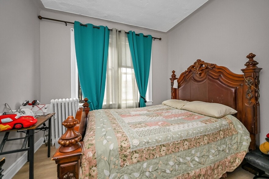 More Photos Of 40-12 67th St, Woodside Apartments For Sale