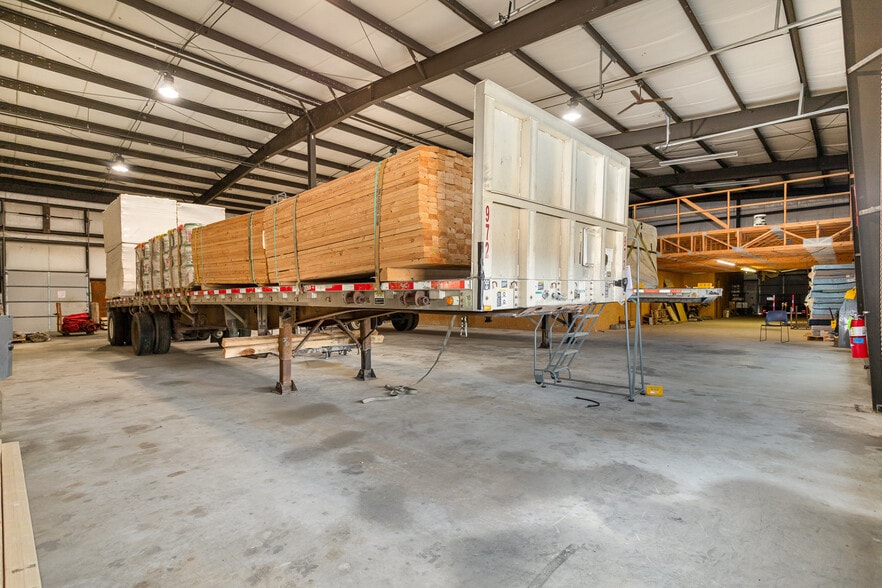 More Photos Of 1625 Ritner Hwy, Carlisle Industrial For Lease