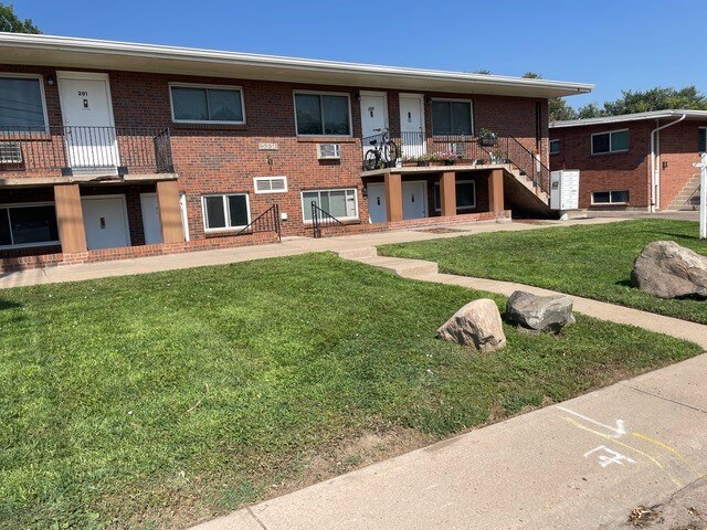 More Photos Of 5331 S Delaware St, Littleton Apartments For Sale