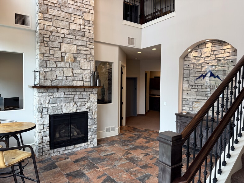 More Photos Of 8674-8696 Eagle Creek Cir, Savage Office For Sale