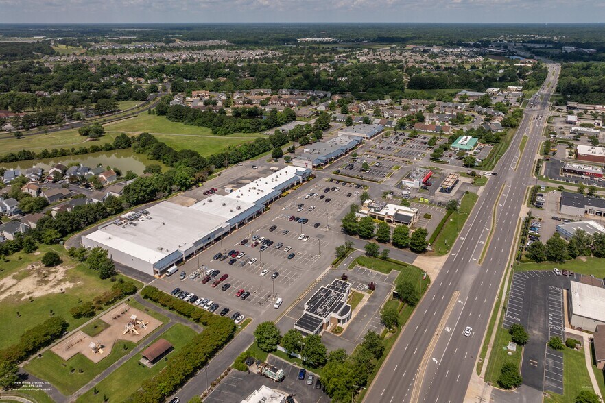 More Photos Of 1217 Cedar Rd, Chesapeake Unknown For Lease